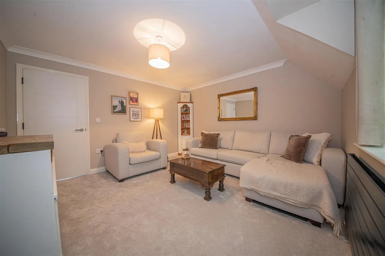 Daisy Fields, Fair Oak, Eastleigh, SO50 7FF, photo 3