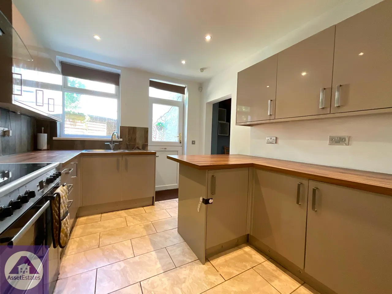 Aberbeeg Road, Abertillery, photo 8