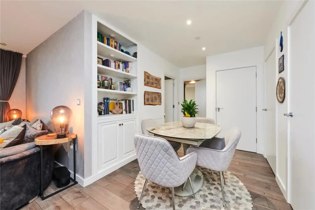 Eatferry Road, London, E14, photo 5