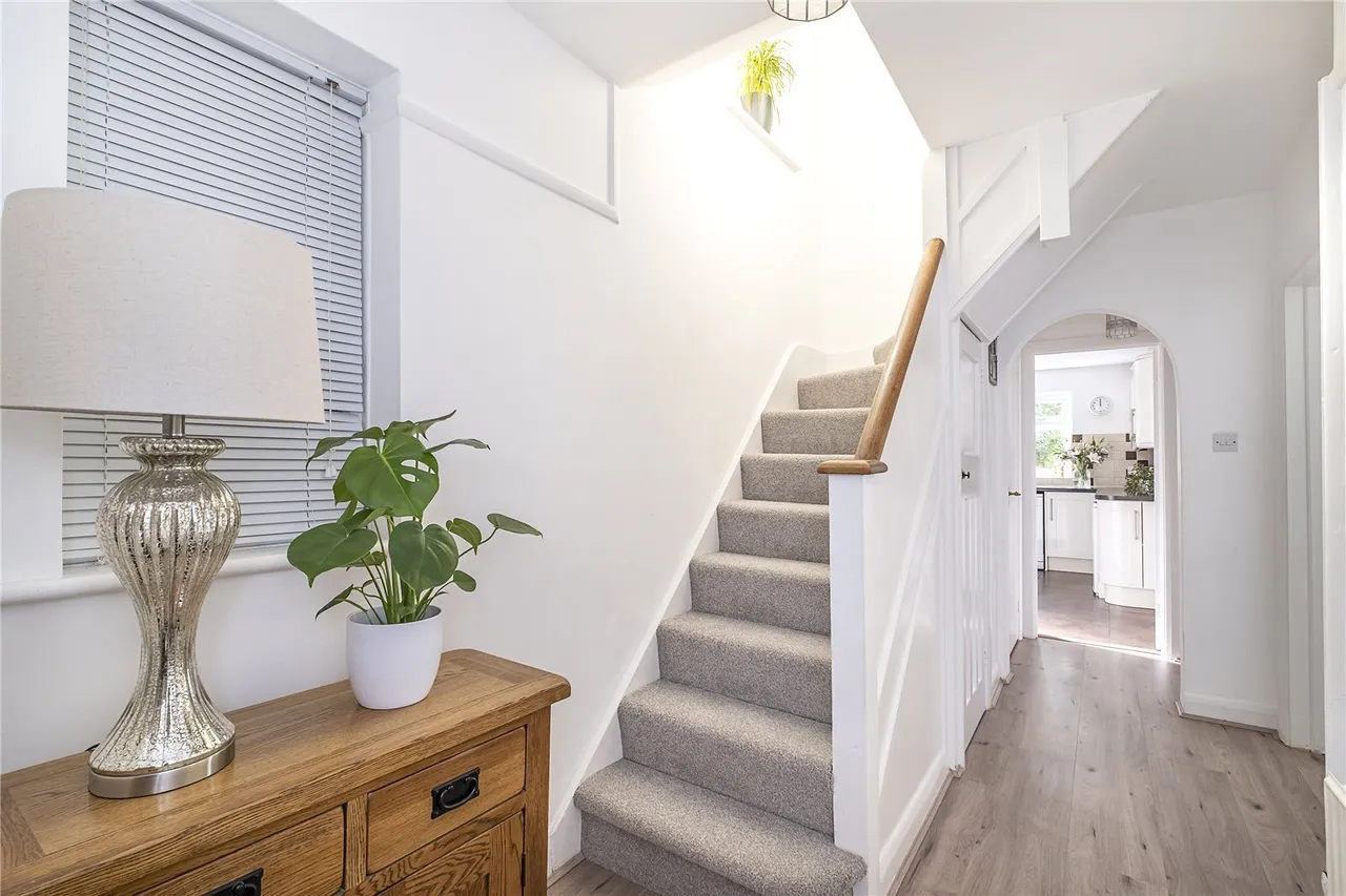 Westcoombe Avenue, London, SW20, photo 9