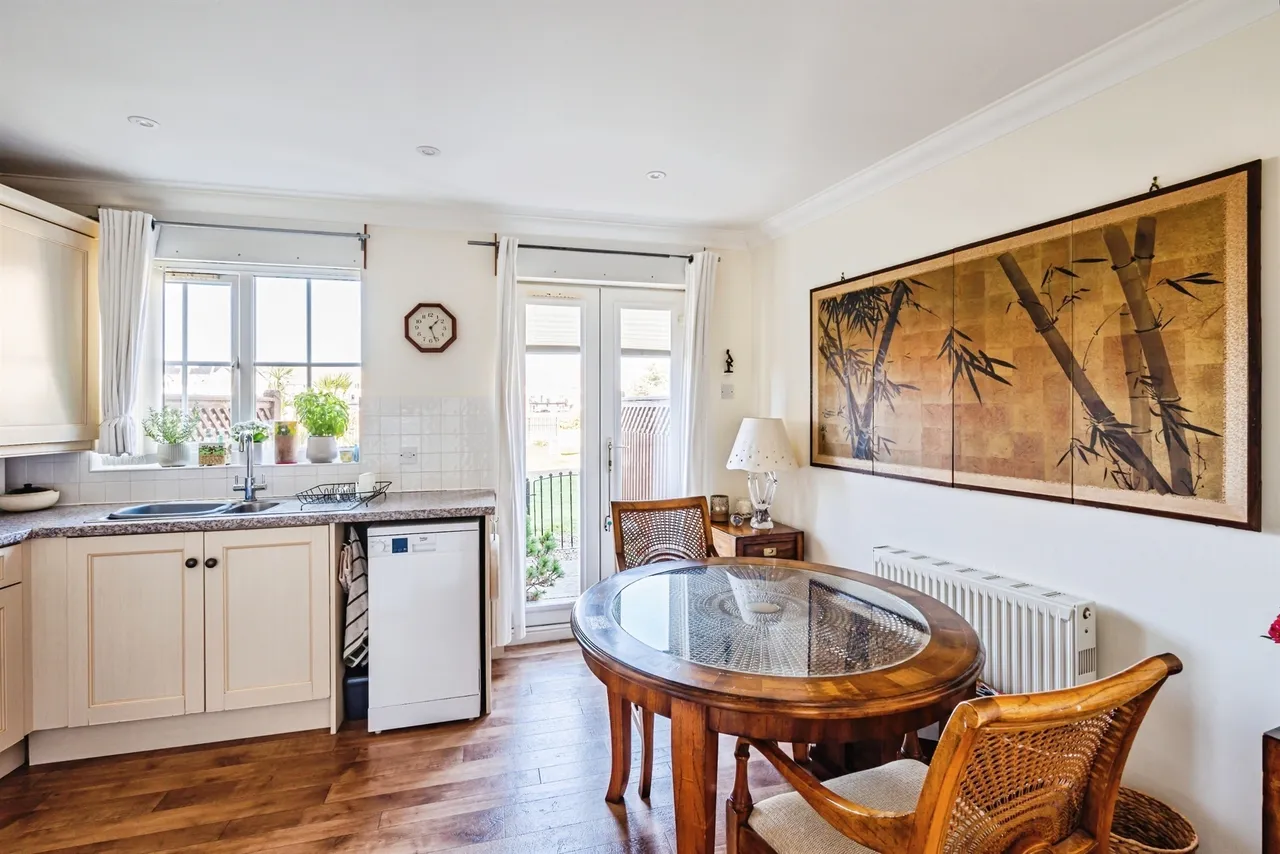 Long Beach View, Eastbourne, BN23, photo 5