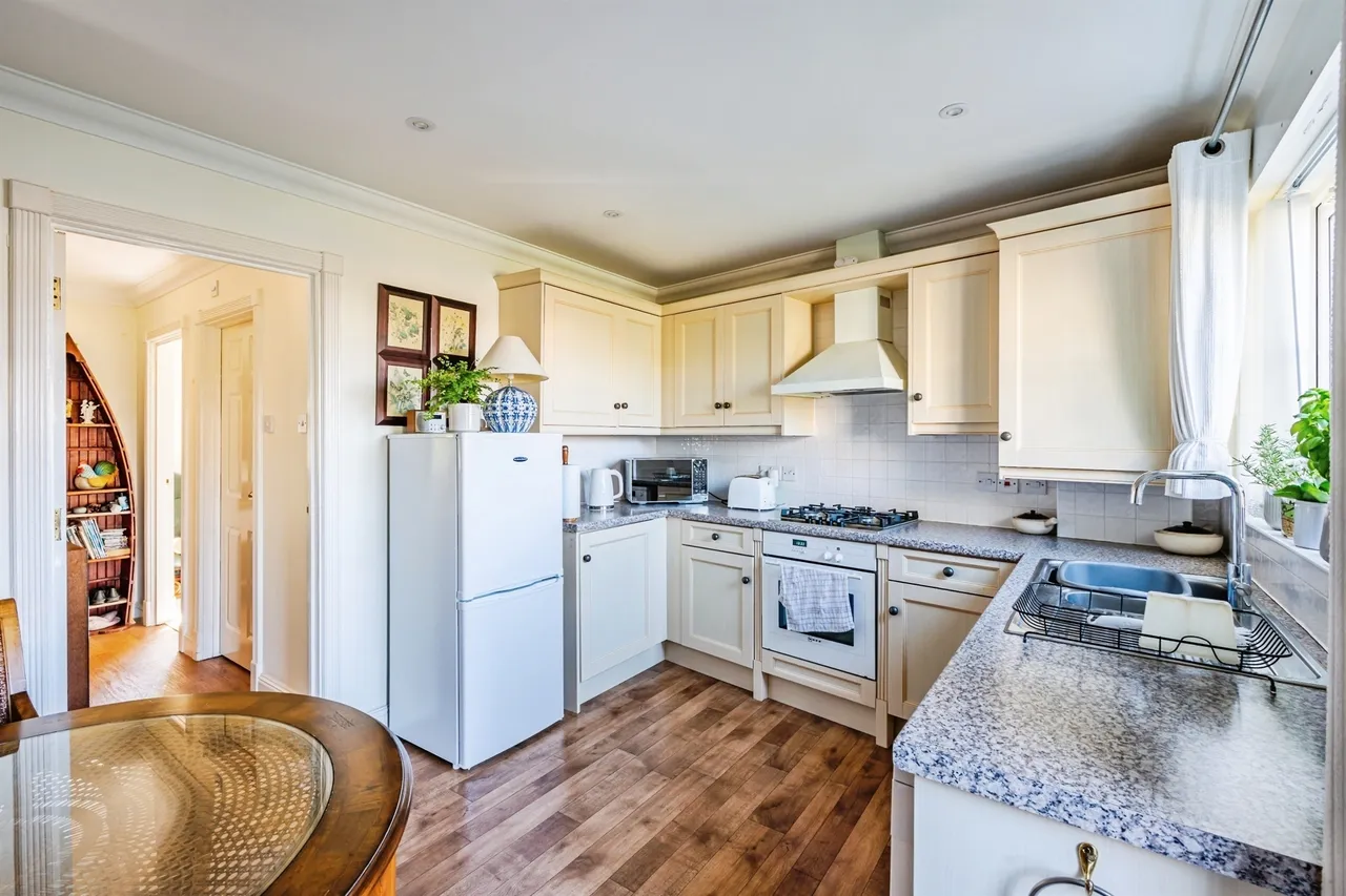 Long Beach View, Eastbourne, BN23, photo 3