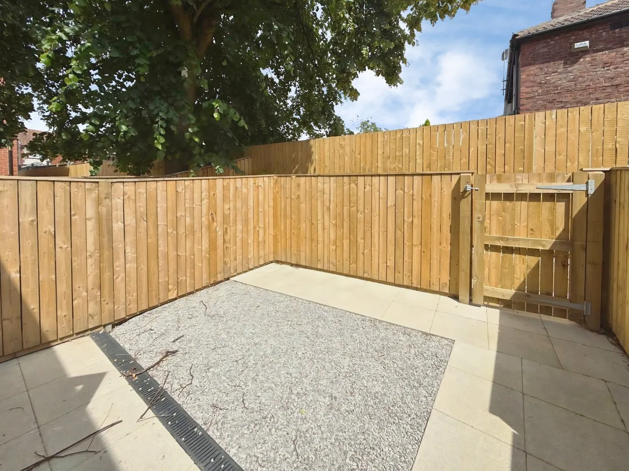 Stafford Close, Daisy Bank, M14, photo 15