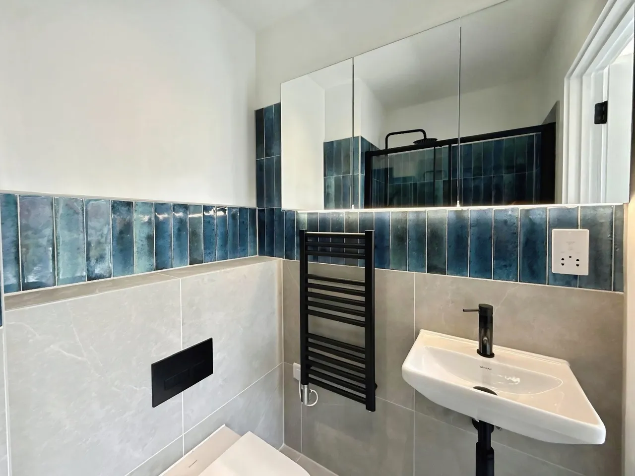 Stafford Close, Daisy Bank, M14, photo 8