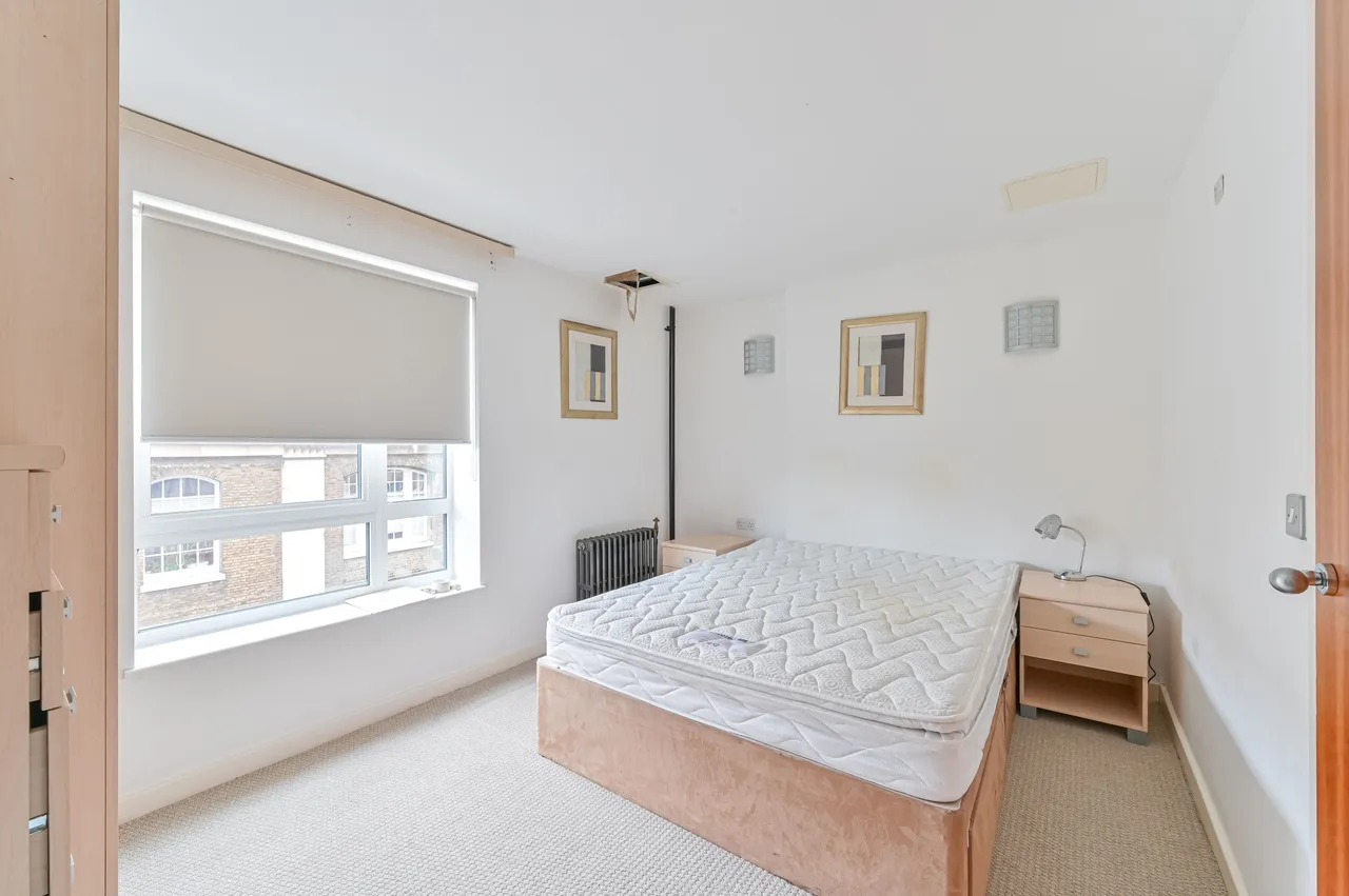 Apartment 20, Building 45, Hopton Road, London, photo 9