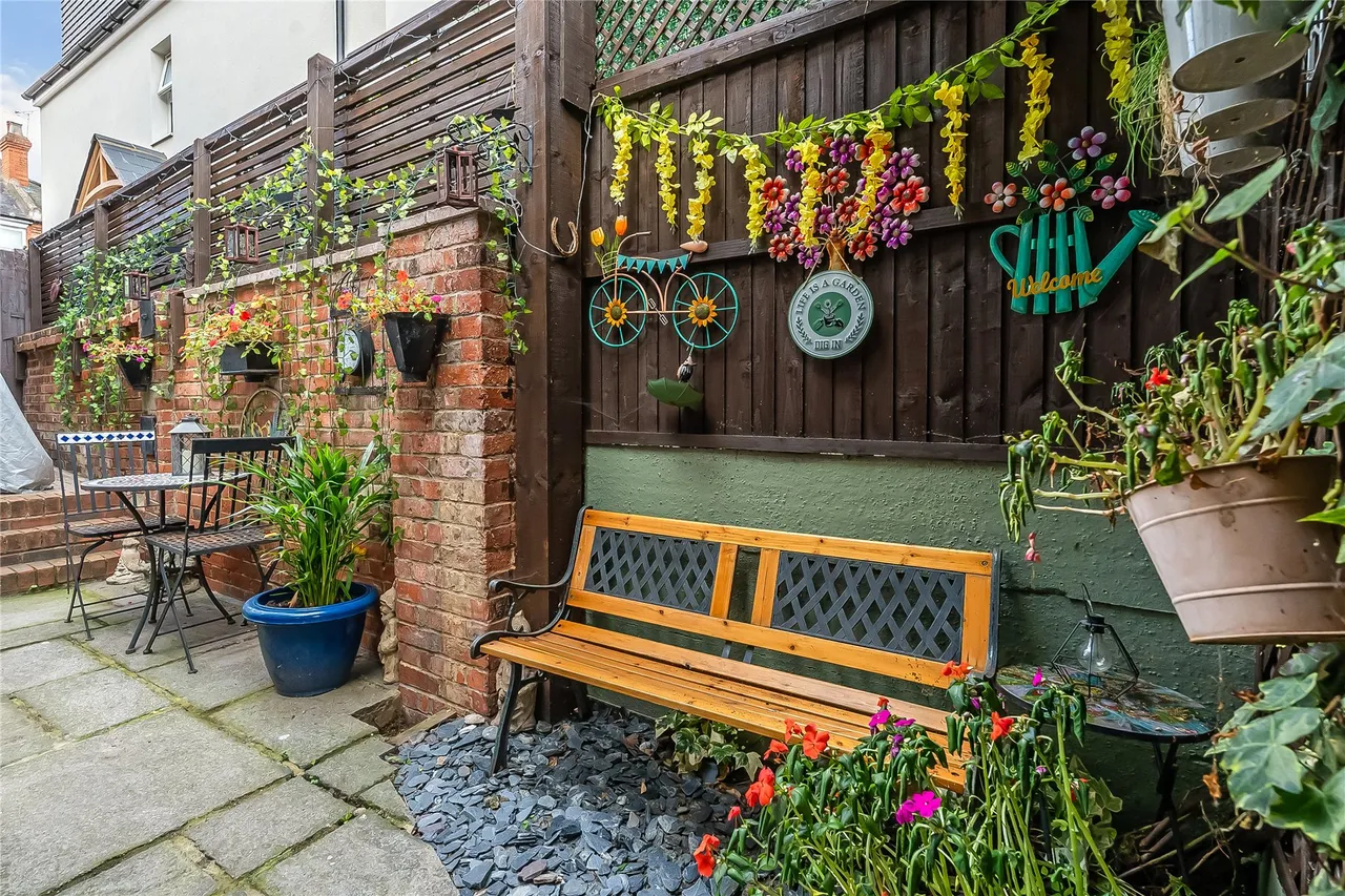 Denzil Road, Guildford, GU2, photo 28