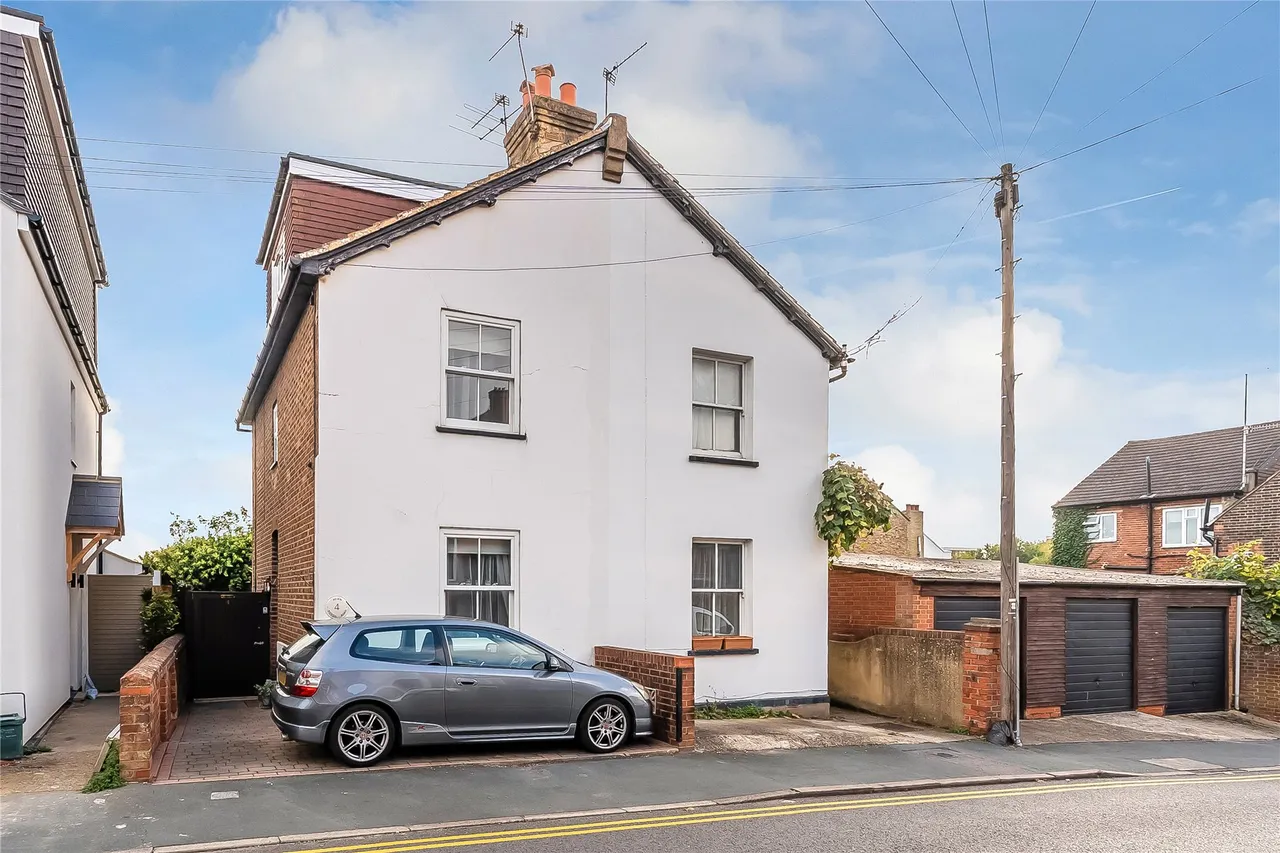 Denzil Road, Guildford, GU2, photo 31