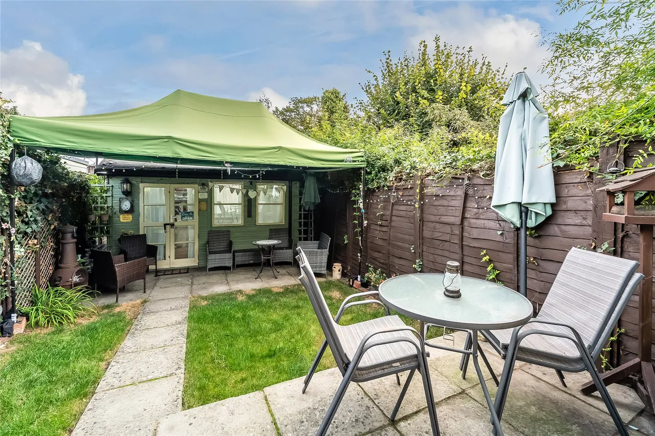 Denzil Road, Guildford, GU2, photo 24