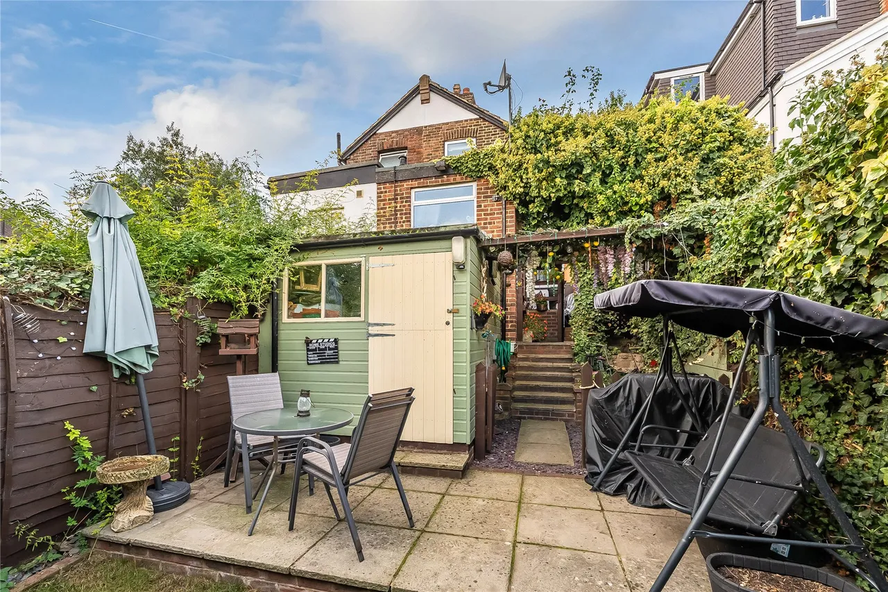Denzil Road, Guildford, GU2, photo 23
