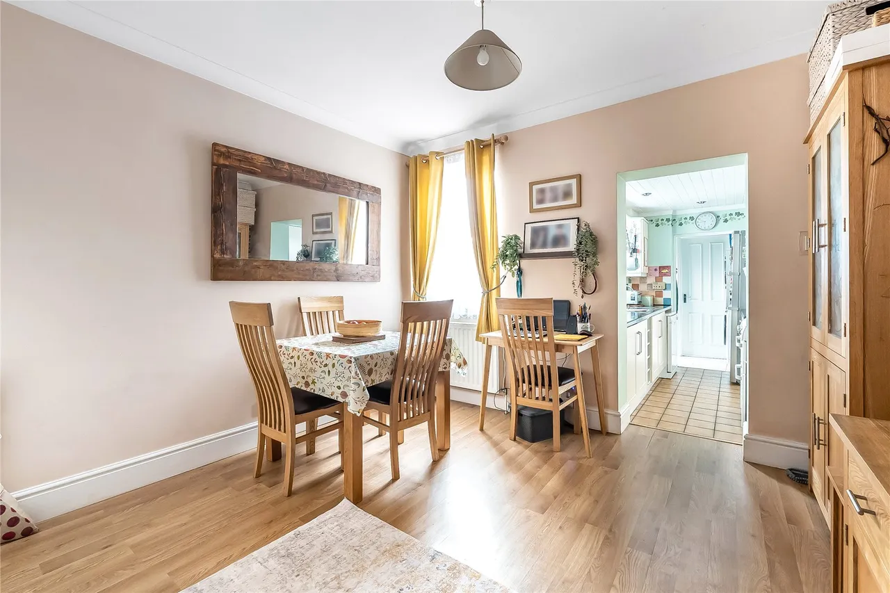 Denzil Road, Guildford, GU2, photo 6