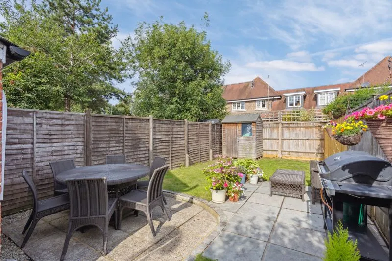 Furlong Road, Bourne End SL8 5AE, photo 13