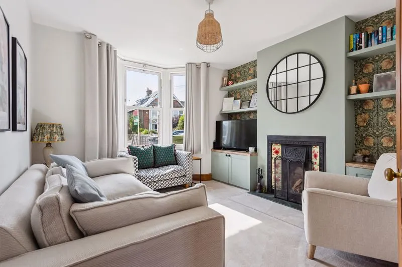 Furlong Road, Bourne End SL8 5AE, photo 5