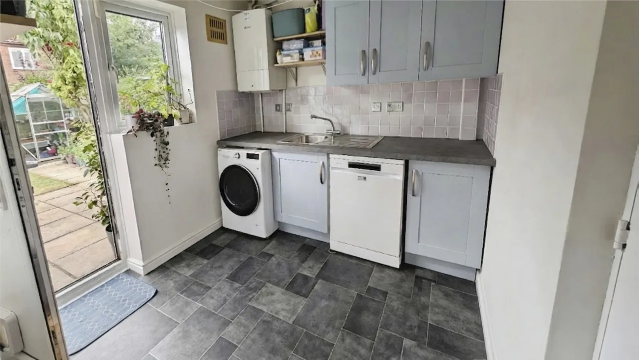 Long Croft, Yate, BS37, photo 11