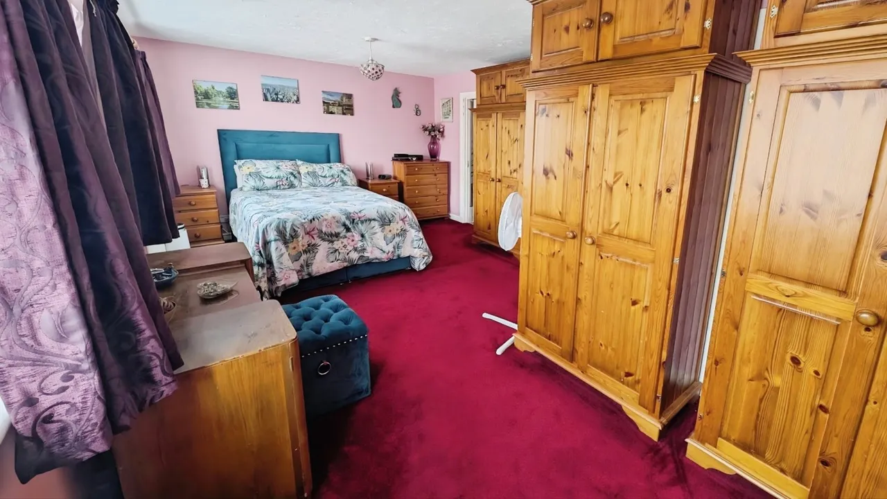 Long Croft, Yate, BS37, photo 13