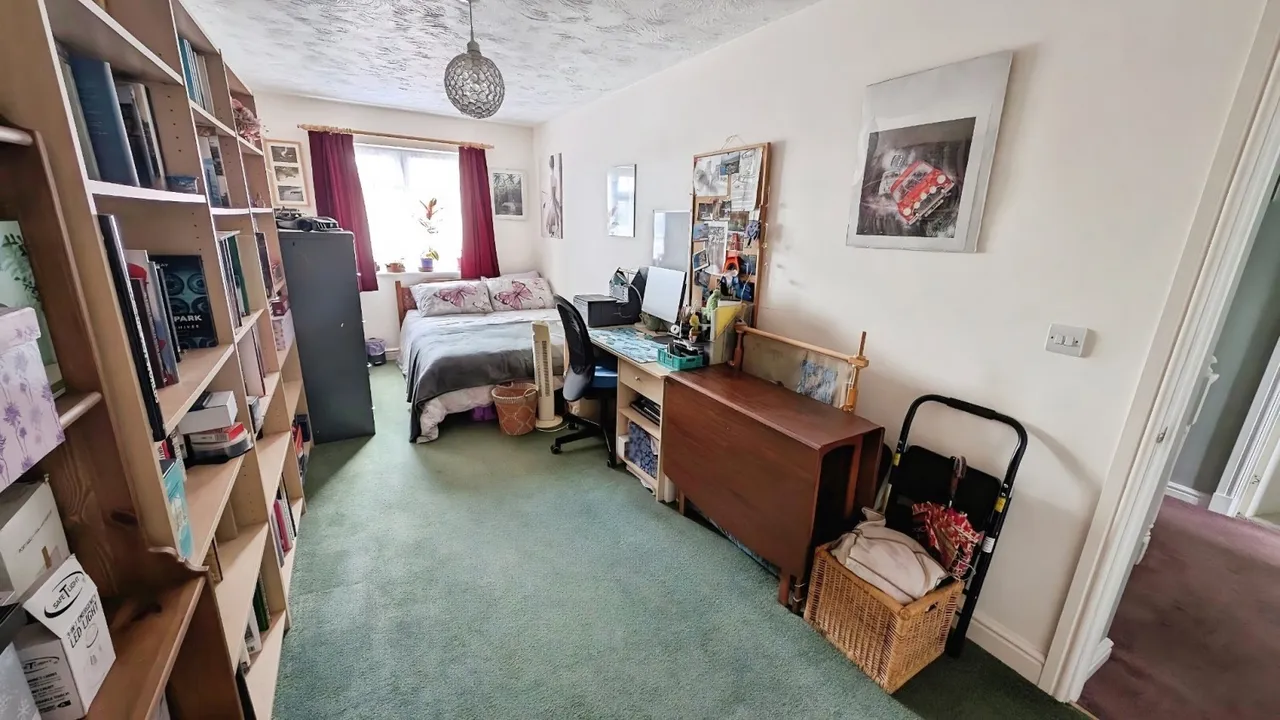 Long Croft, Yate, BS37, photo 16