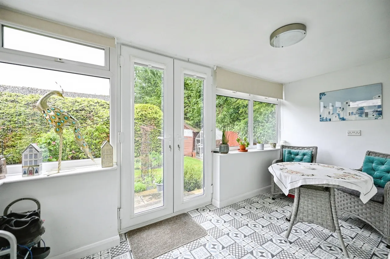 Walnut Avenue, West Winch, PE33, photo 8