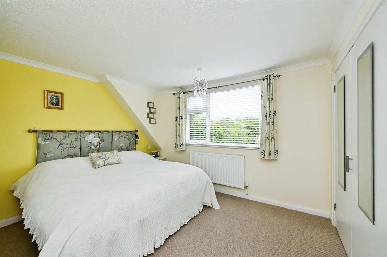 Walnut Avenue, West Winch, PE33, photo 11