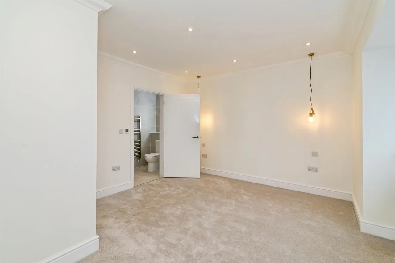 London Road, Shadingfield, NR34, photo 9
