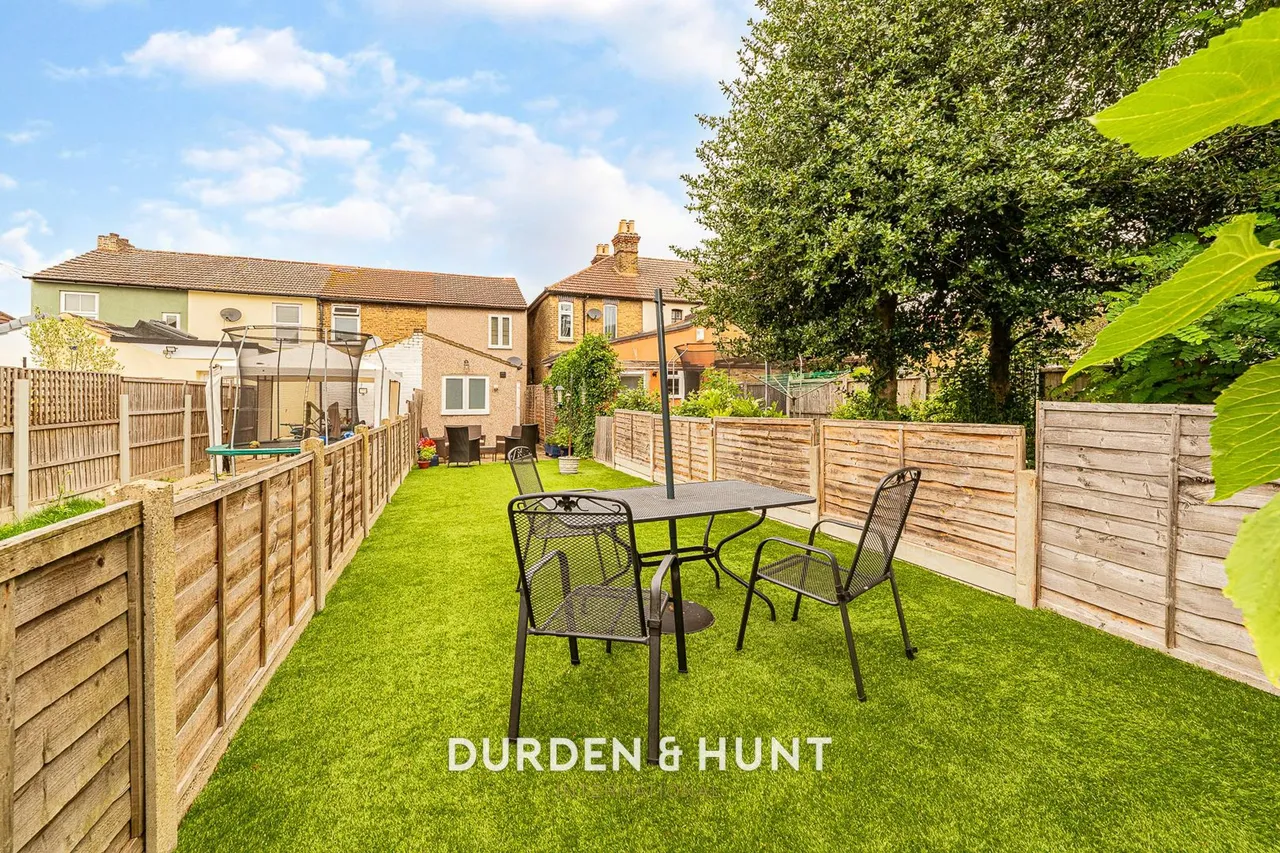 Richmond Road, Gidea Park, RM1, photo 17