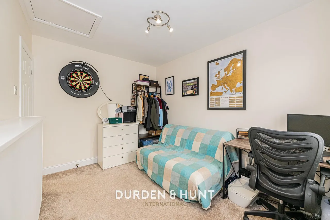 Richmond Road, Gidea Park, RM1, photo 13