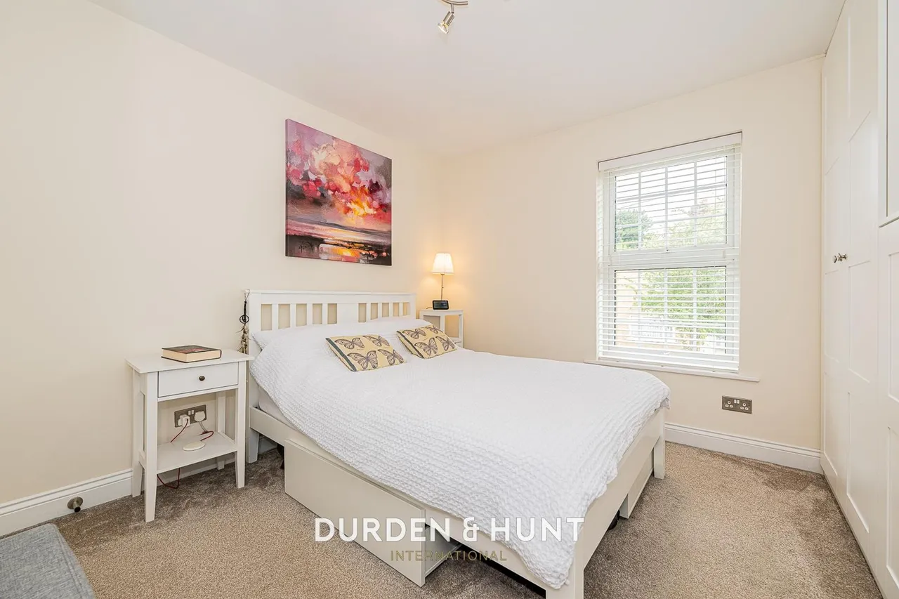 Richmond Road, Gidea Park, RM1, photo 11