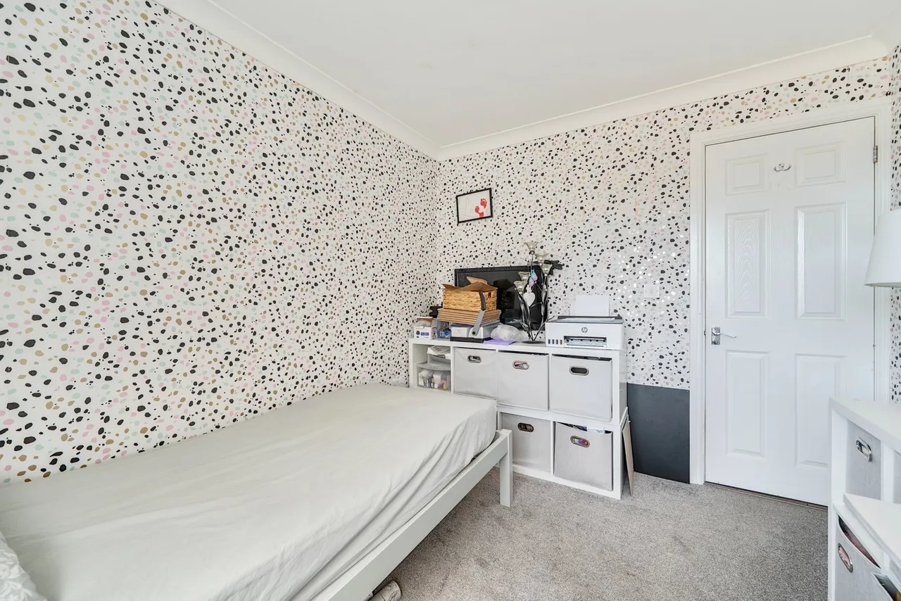 St Andrews Close, Margate, photo 16