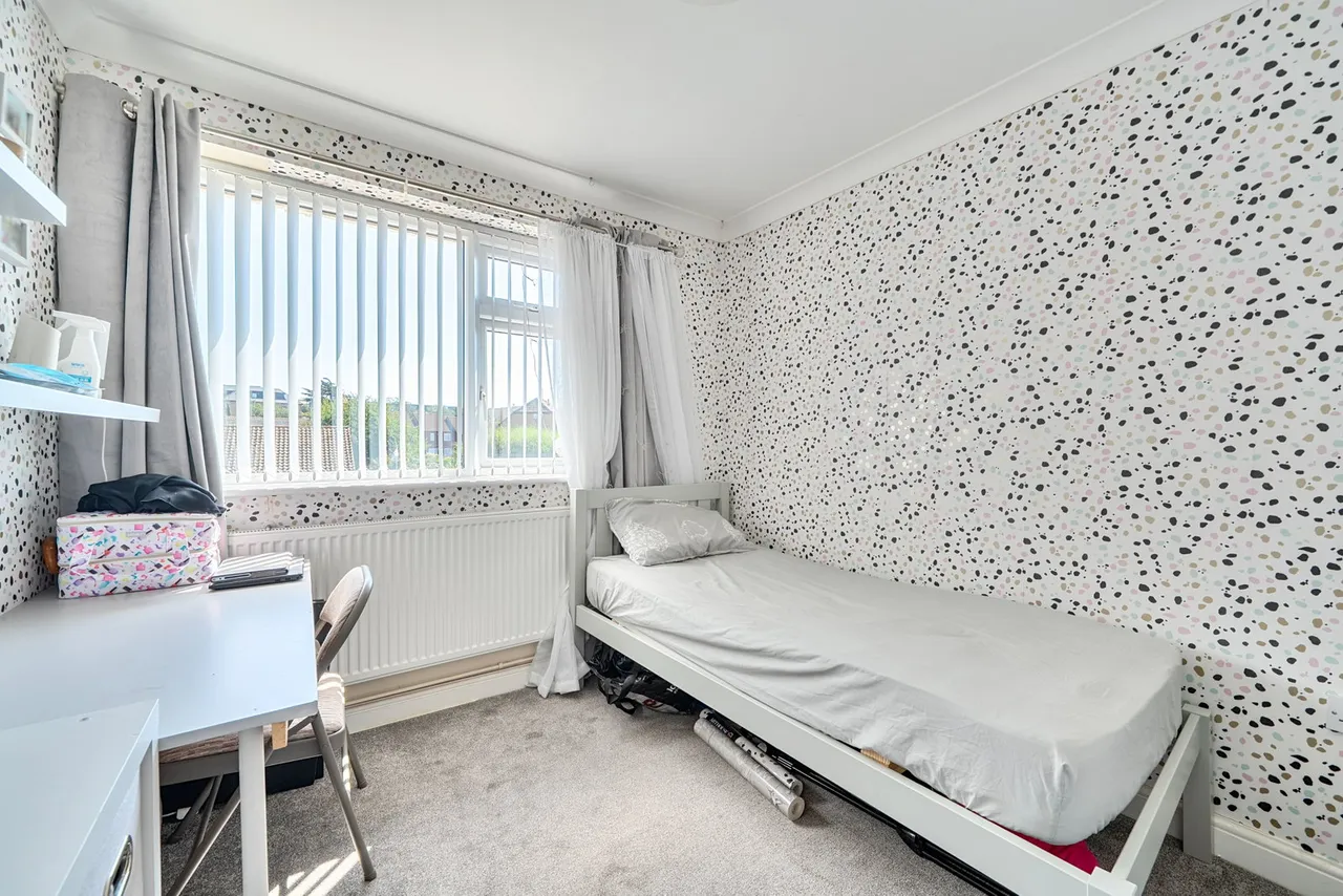 St Andrews Close, Margate, photo 14