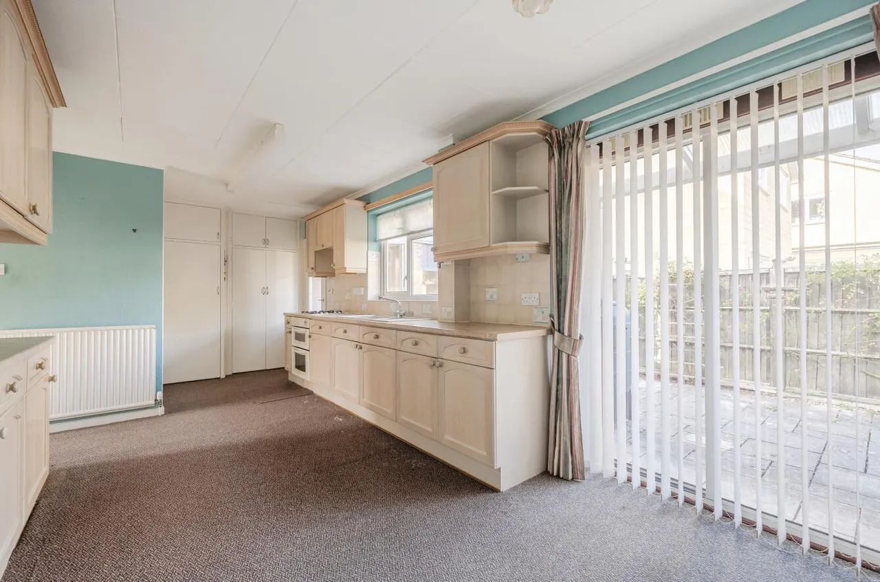 Meadland, Corsham, SN13, photo 2