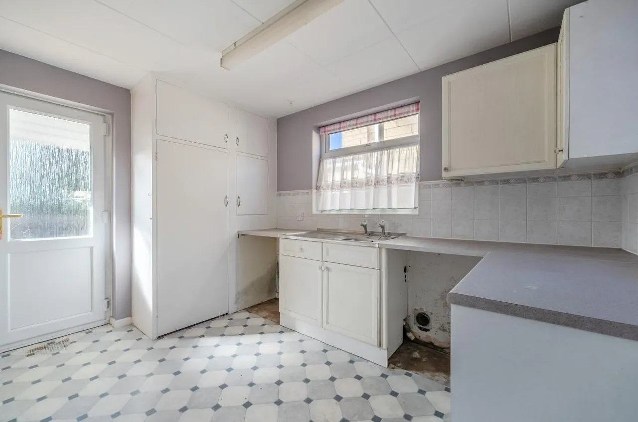 Meadland, Corsham, SN13, photo 8