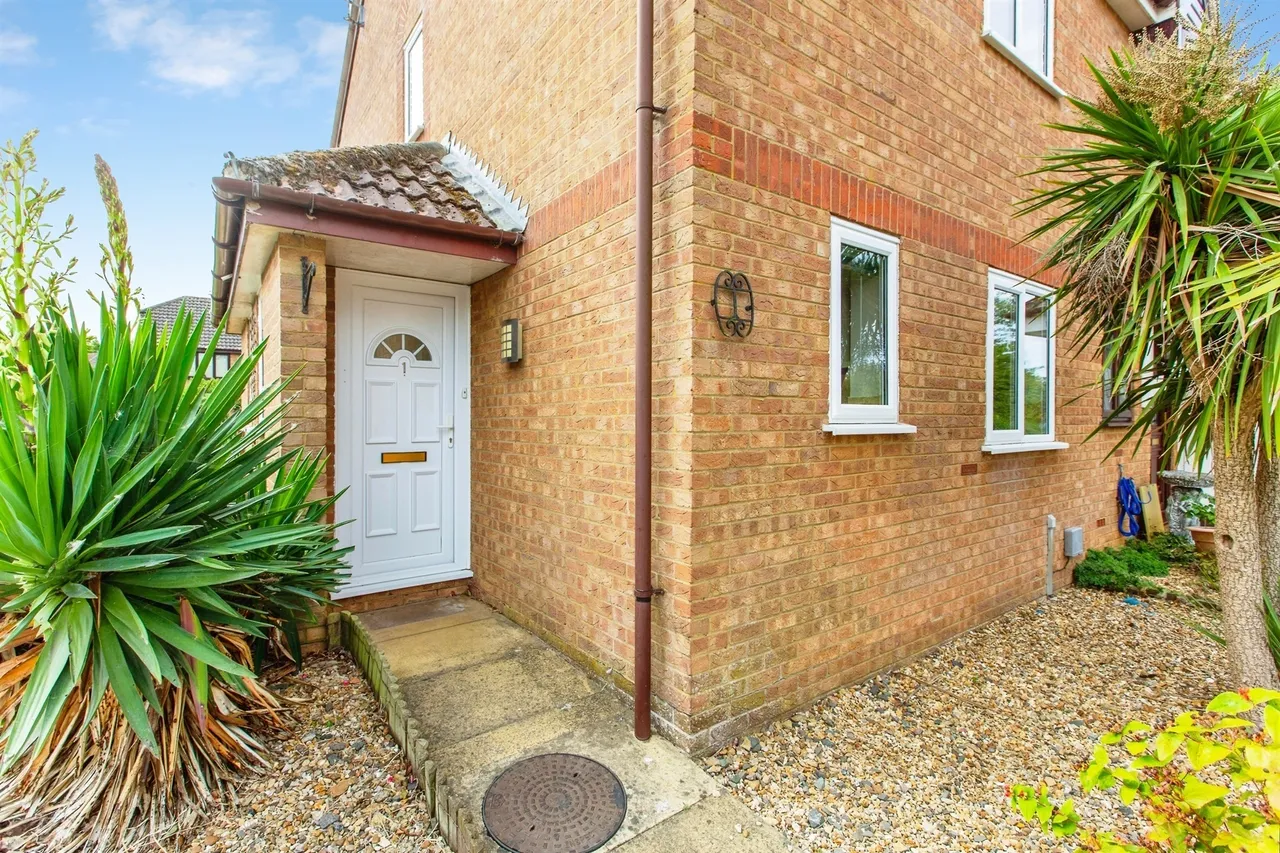 Windsor Drive, Kettering, NN14, photo 14