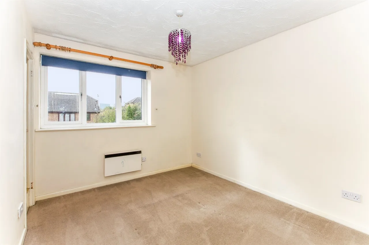 Windsor Drive, Kettering, NN14, photo 10