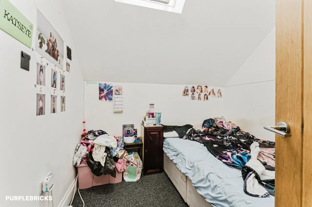 Alexandra Road, London, E6, photo 12
