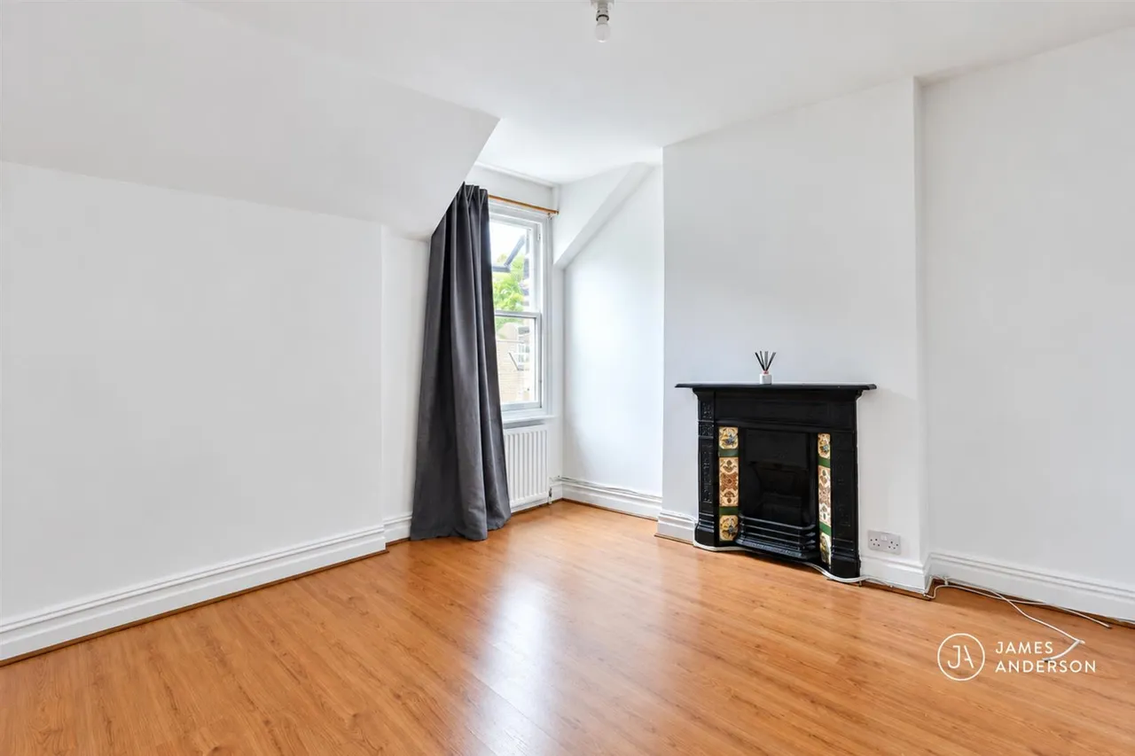 Upper Richmond Road West, London, SW14, photo 4