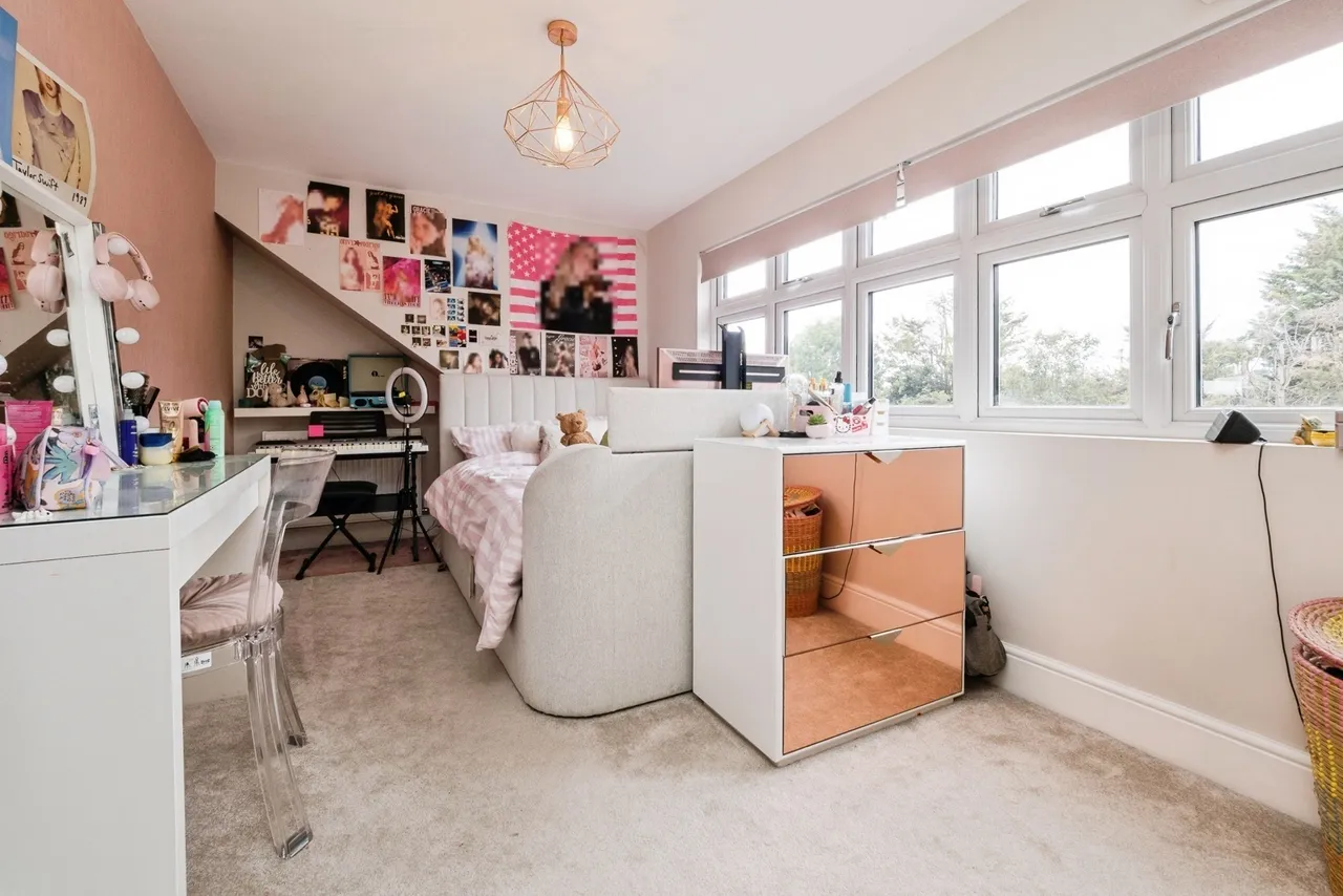 Boscombe Avenue, Hornchurch, RM11, photo 41