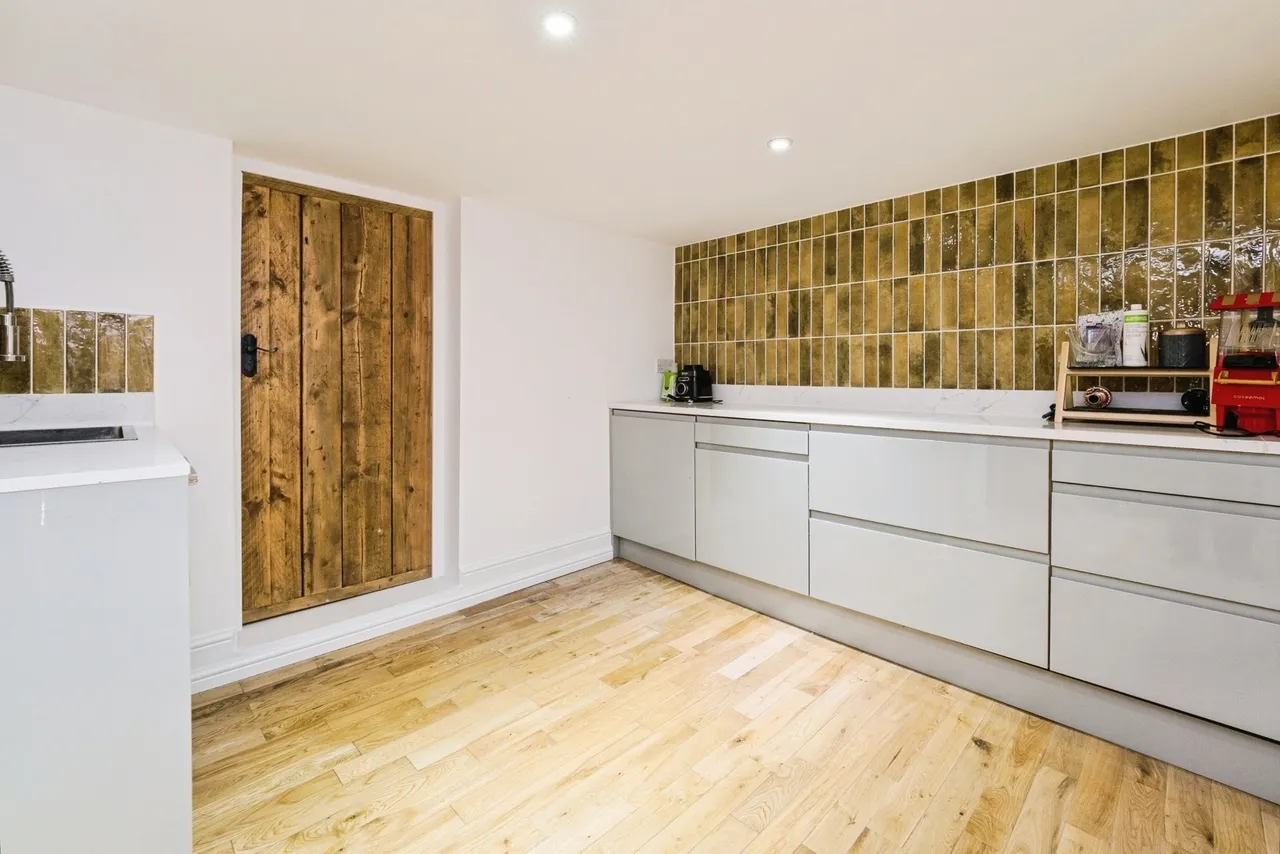 Boscombe Avenue, Hornchurch, RM11, photo 10