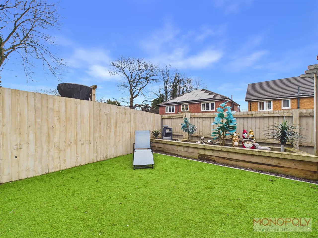 Maes Gwyrdd, Gwersyllt, LL11, photo 18