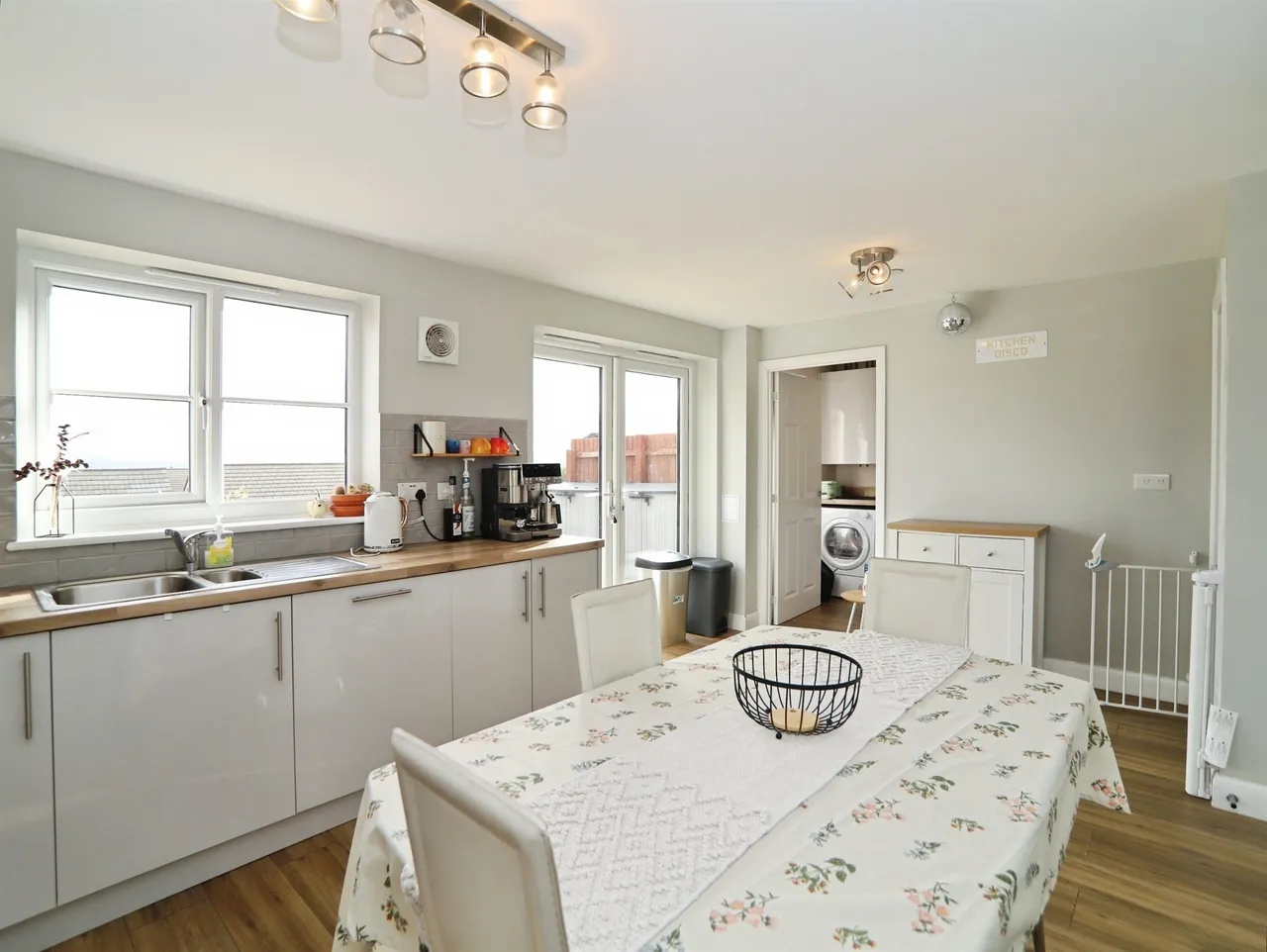 Cwrt Yr Hendre Caerphilly, CF83, photo 7