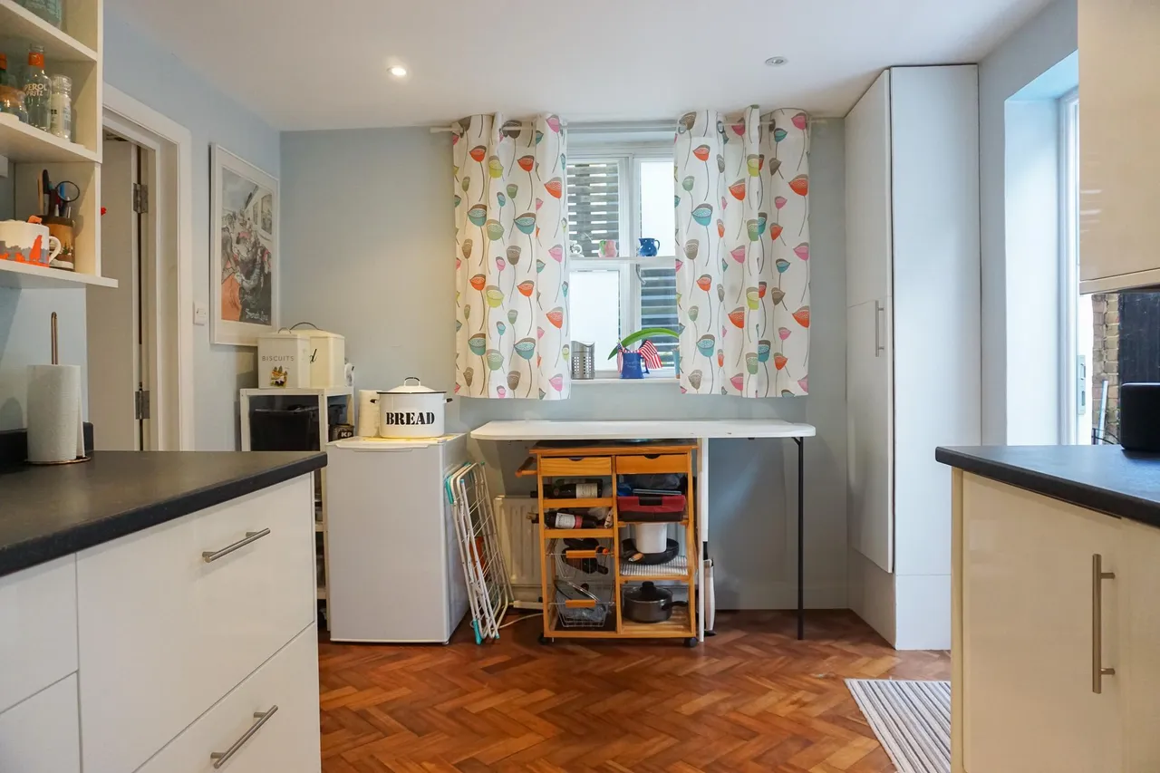 Baird Gardens, London, SE19, photo 10