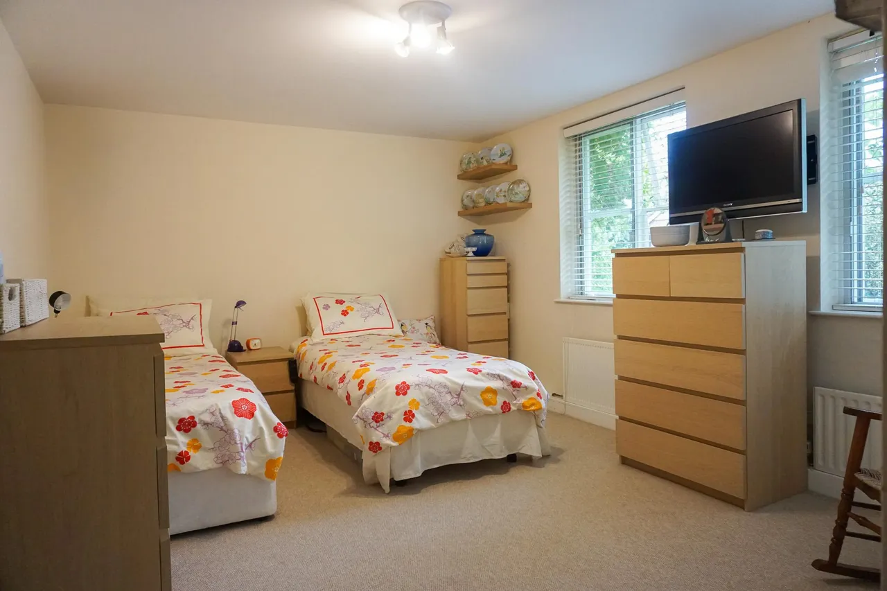 Baird Gardens, London, SE19, photo 11