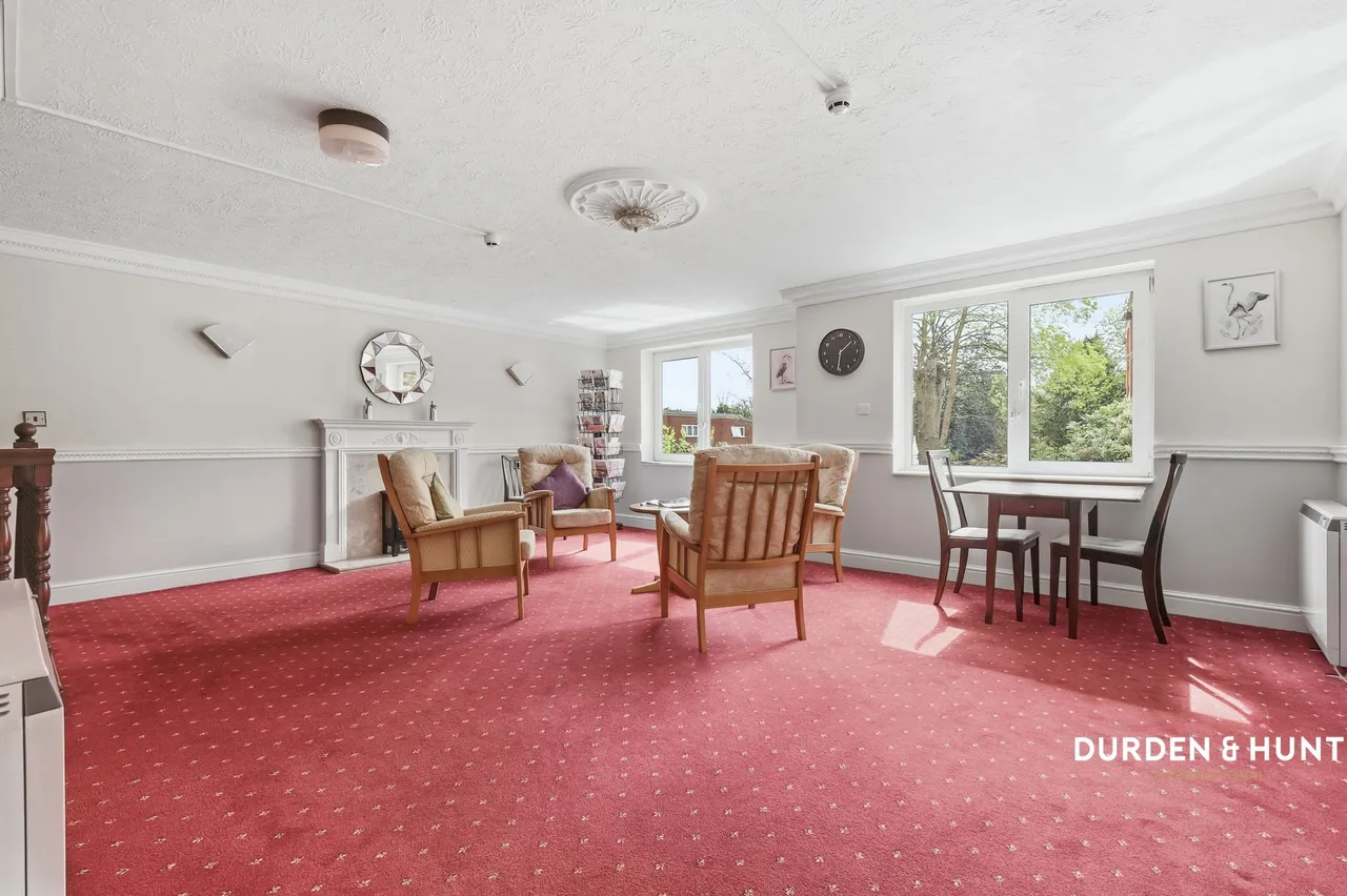 Grange Avenue, Woodford Green, IG8, photo 13