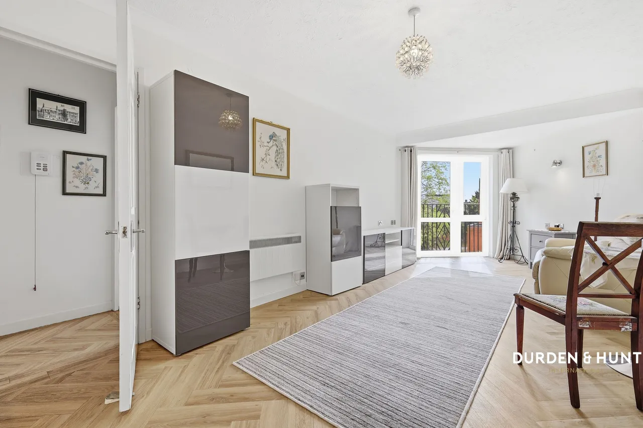 Grange Avenue, Woodford Green, IG8, photo 5