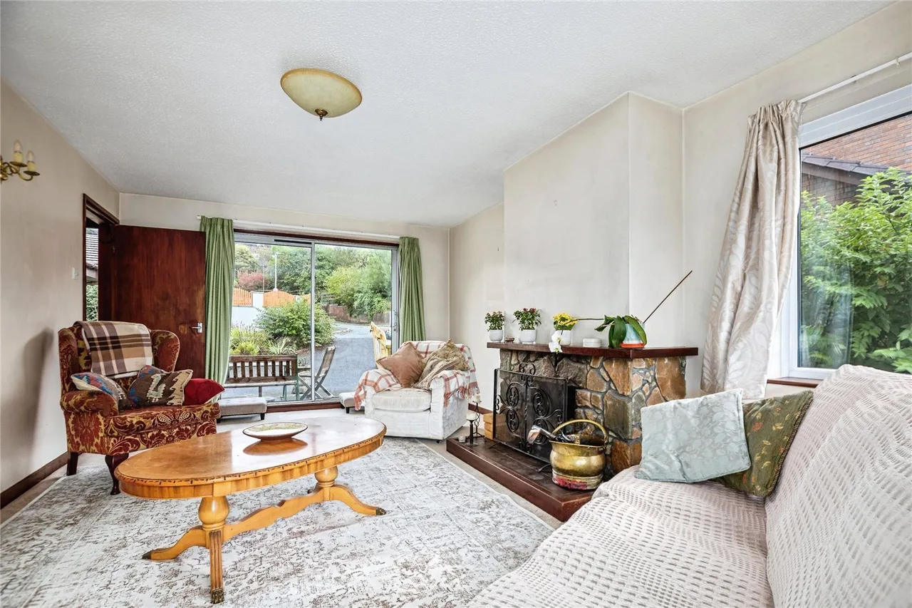 Bow Street, SY24, photo 6
