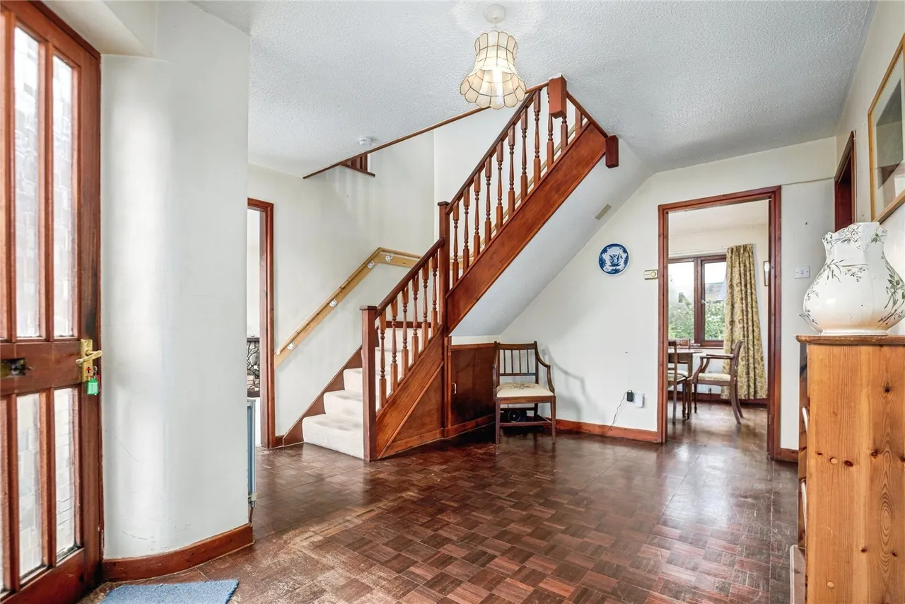 Bow Street, SY24, photo 3