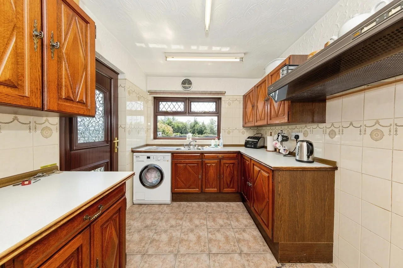 Llandafen Road, Llanelli, SA14, photo 8