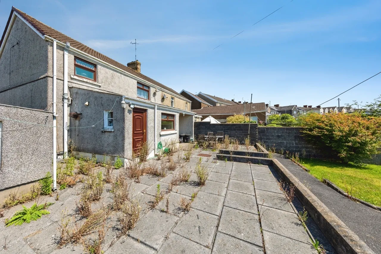 Llandafen Road, Llanelli, SA14, photo 22