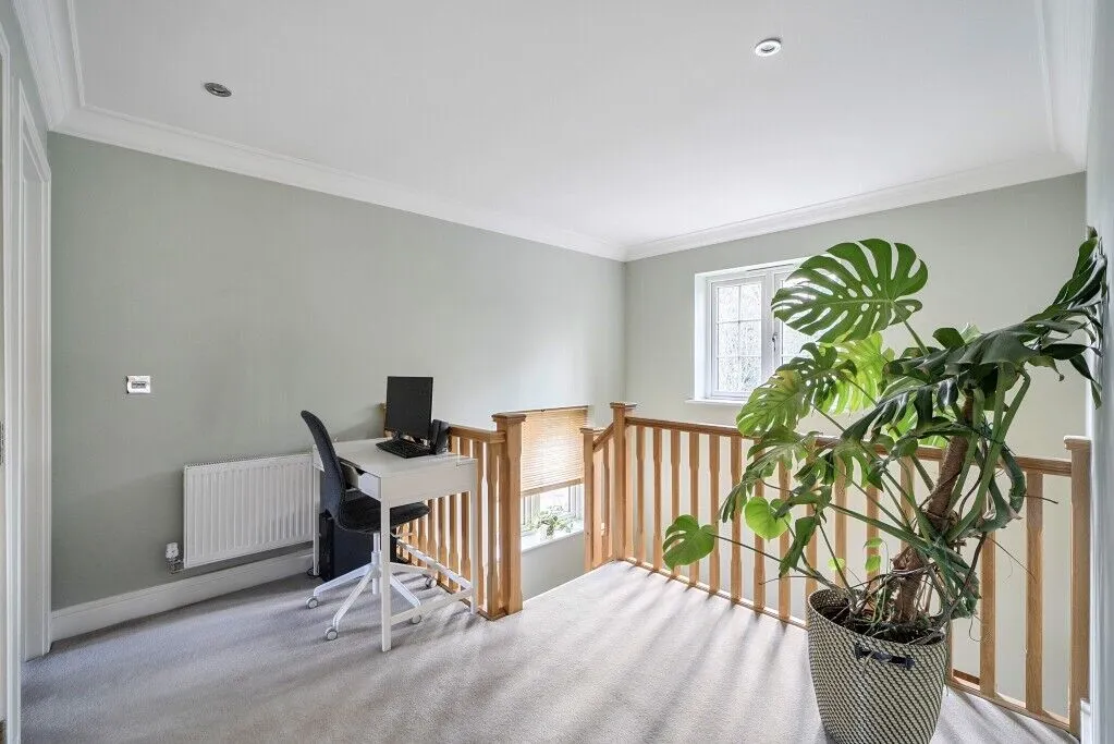 Henderson Close, Woodley, RG5, photo 13