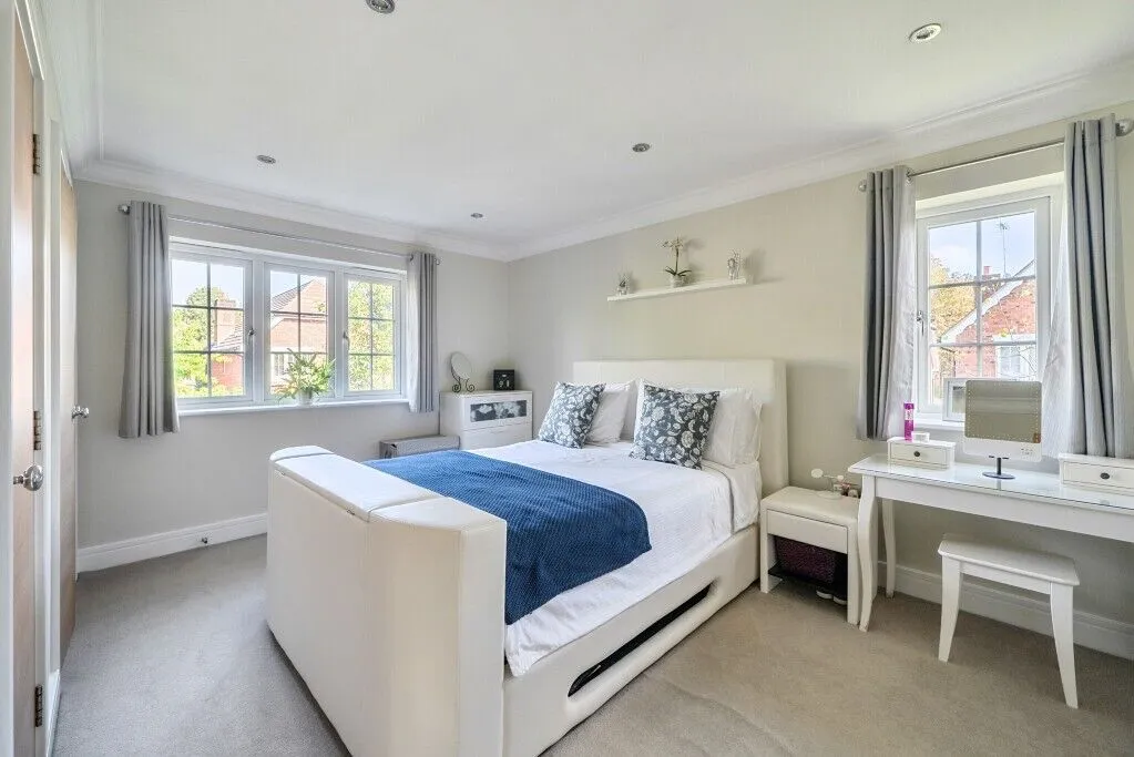 Henderson Close, Woodley, RG5, photo 14
