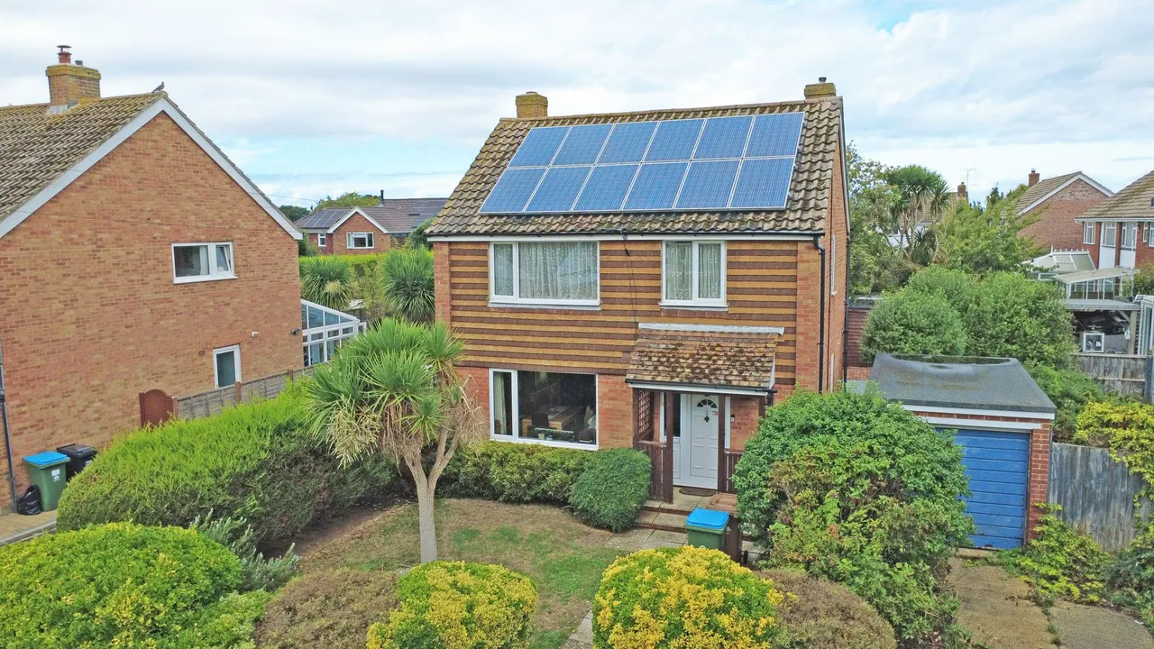 College Close, West Meads, PO21, photo 21