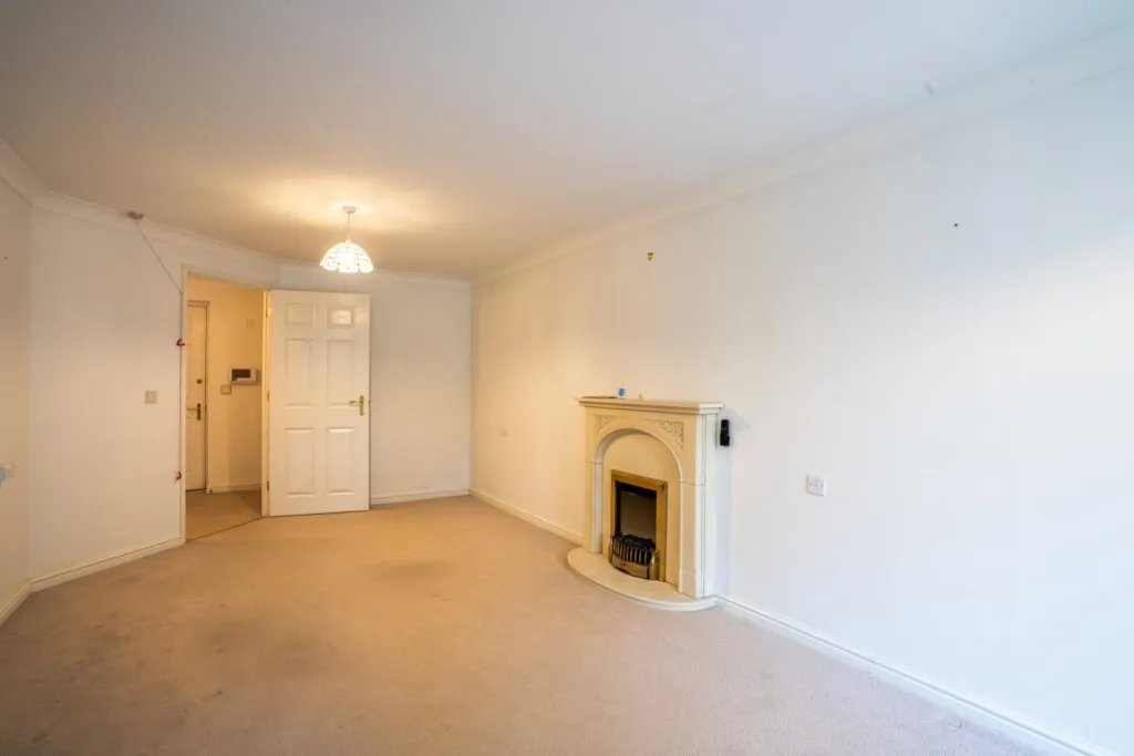Nelson Court, Glen View, DA12, photo 5