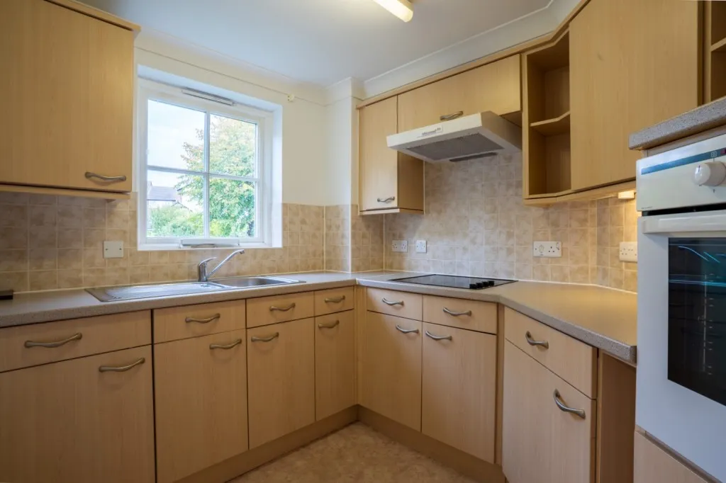 Nelson Court, Glen View, DA12, photo 3